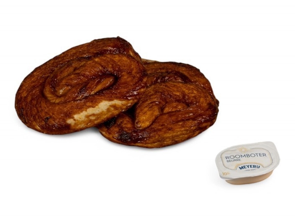 Zeeuws ontbijt, 2 bolus met boter