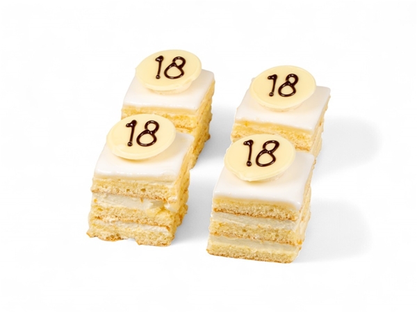 Receptiegebak wit met cijfer